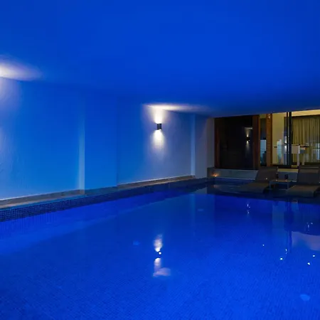 Lamazi 4 Villa