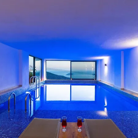 Villa Lamazi 4 *